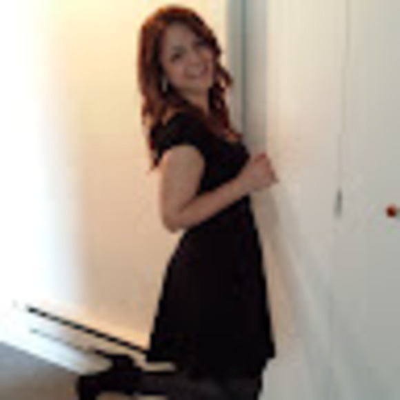 Meet your Posher, Jessica - Picture 1 of 1